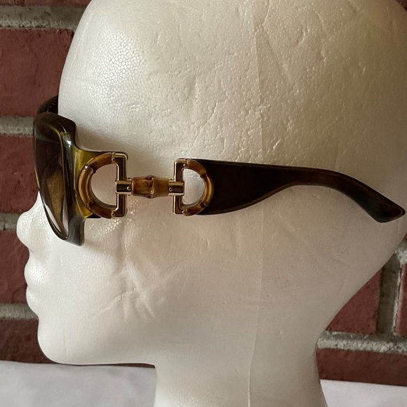 Gucci Bamboo Horsebit Sunglasses Made in Italy - Picture 11 of 12
